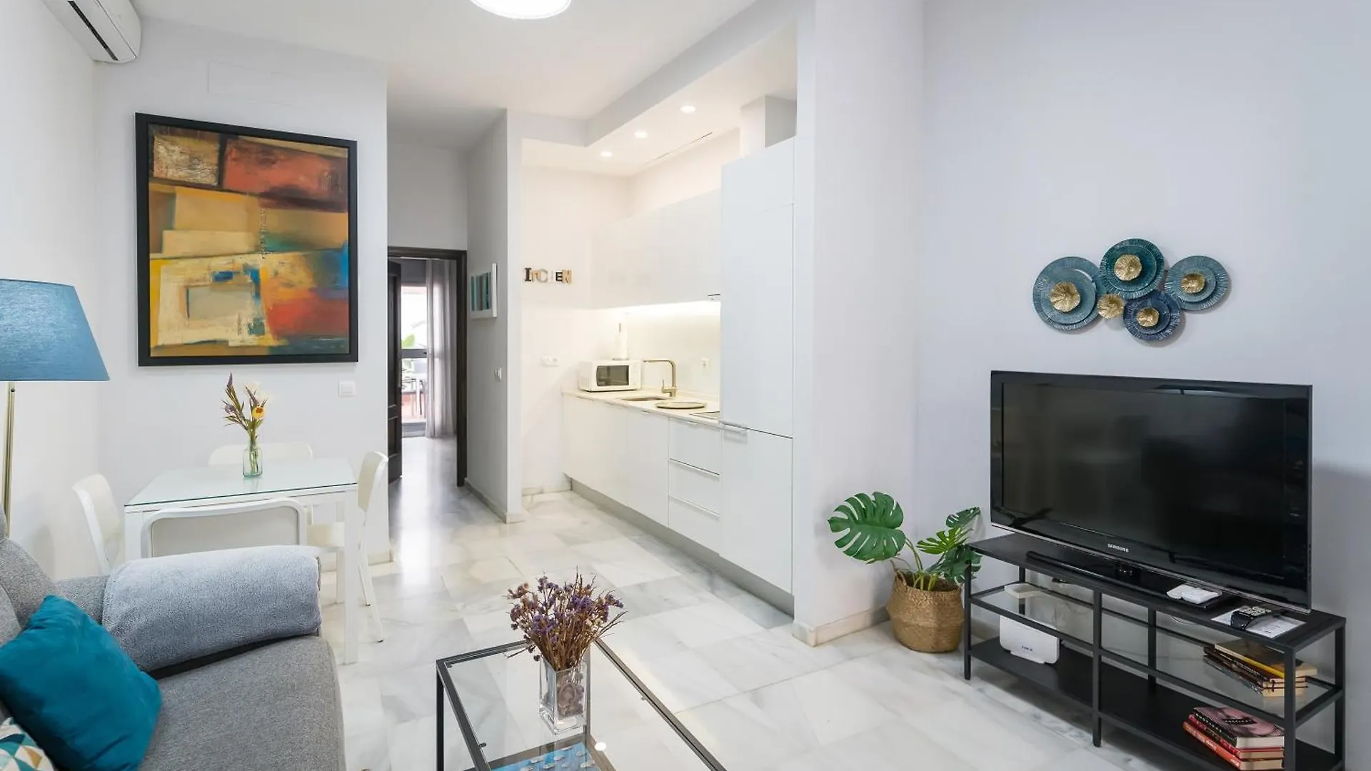Apartamento Triana Deluxe Con Patio Privado Sevilla 0*,  España