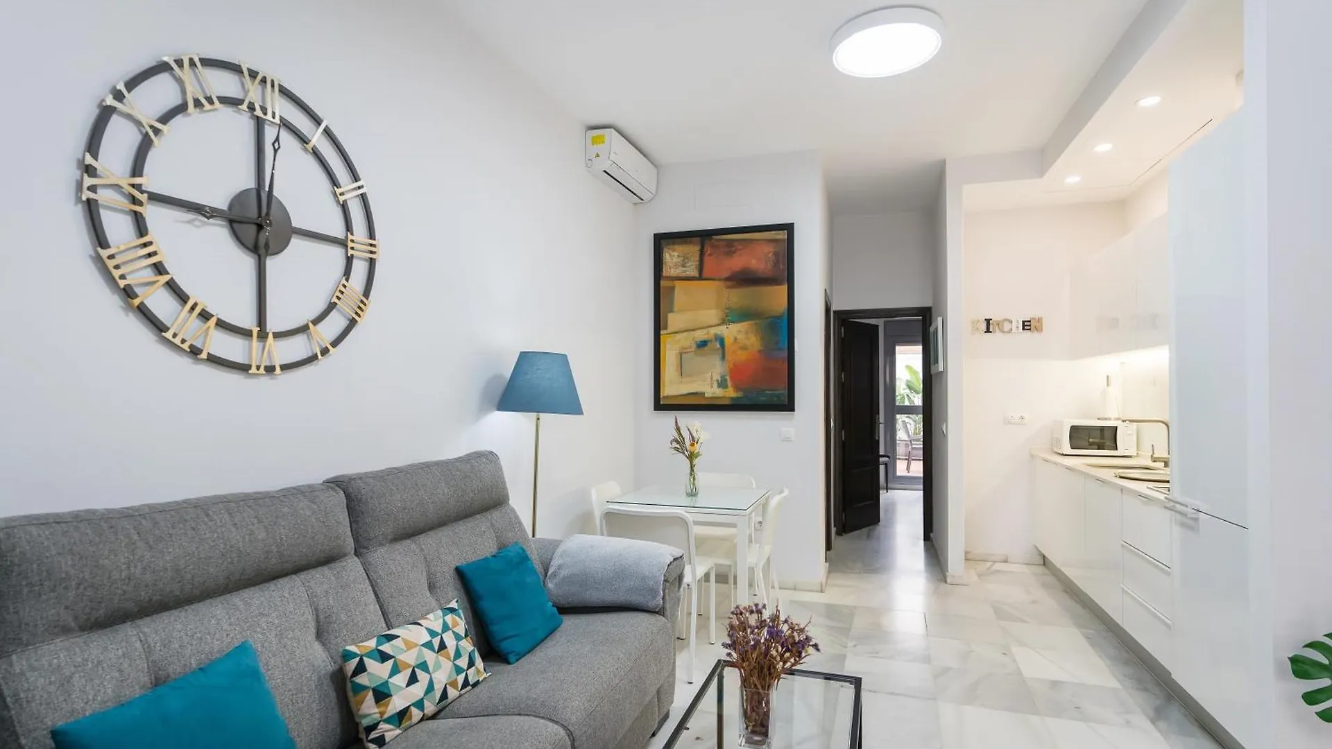 Apartamento Triana Deluxe Con Patio Privado Sevilla