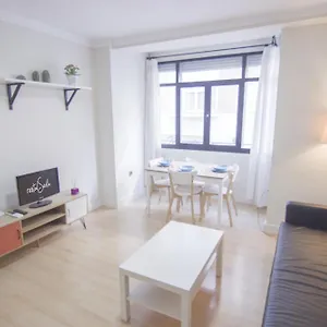  Apartamento Rentalsevilla A Pies De Triana