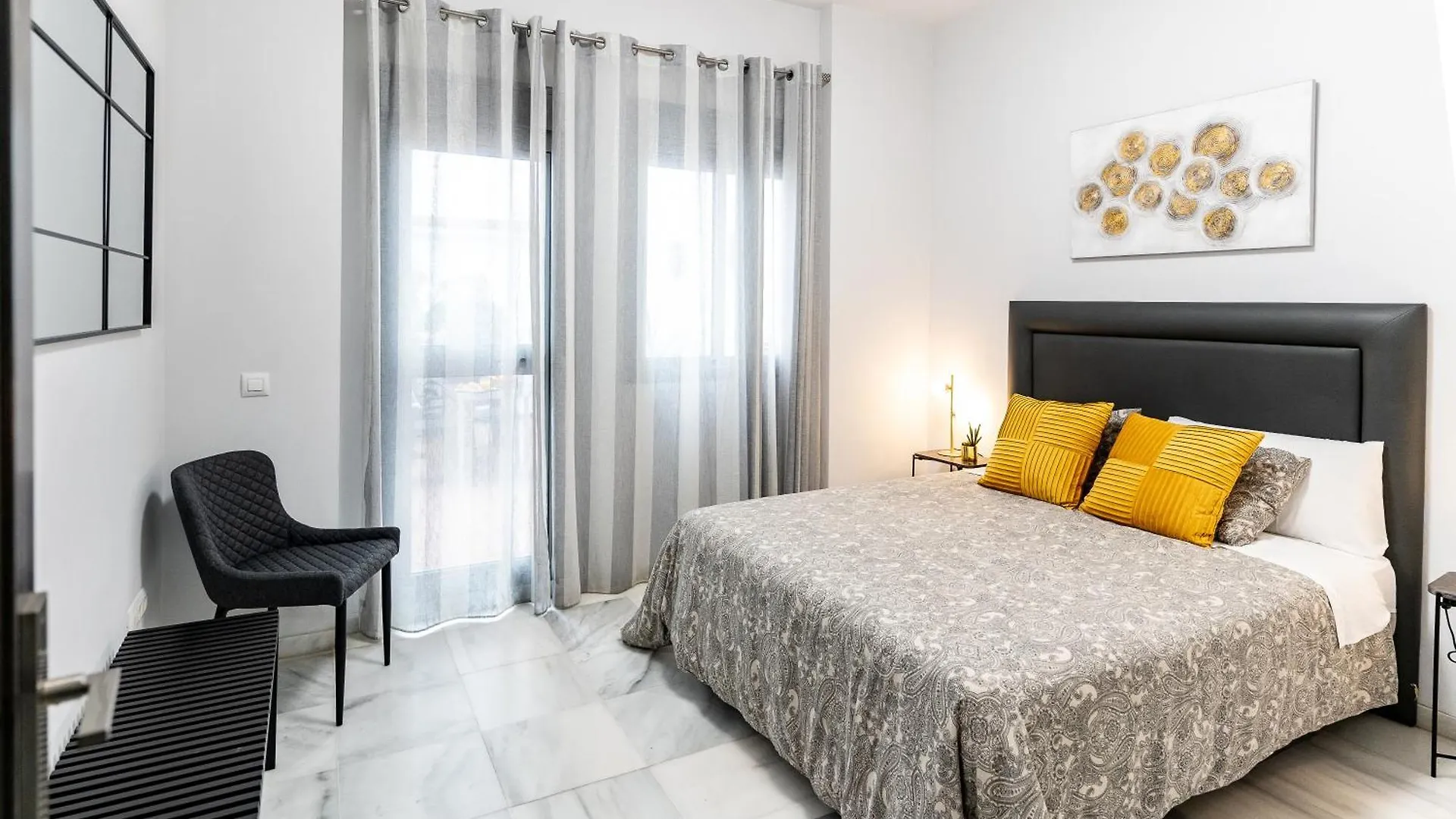 Apartamento Triana Deluxe Con Patio Privado 塞维利亚 0*,  西班牙
